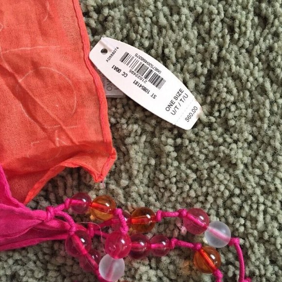 Victoria Secret set of 4 - Picture 6 of 11